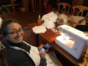 Arrowmont Connections: Andrea Wilson and community members donate sewn surgical masks to local hospitals