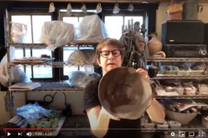 Potters Favorite Pots: Lisa Orr features a favorite pot by Sandra Johnstone